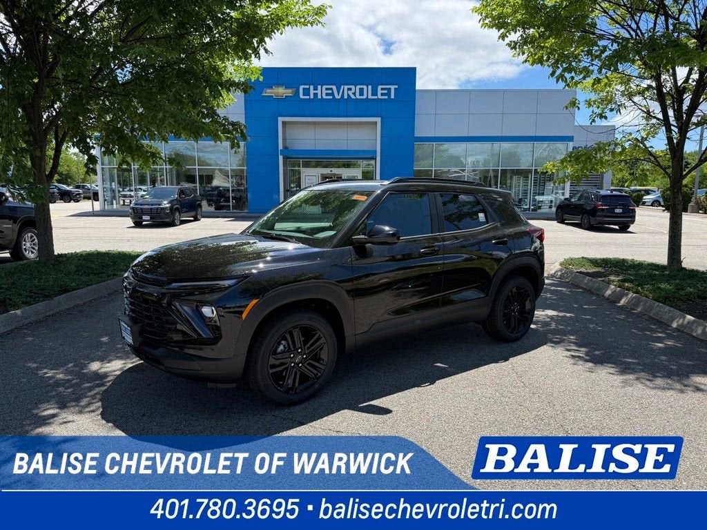 2026 Chevrolet Trailblazer LT in Mosaic Black Metallic — front three-quarter view